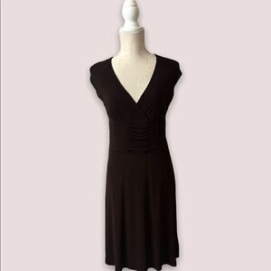 EUC Vintage Woman’s Max Studio Surplice Sheath Dress Size Small